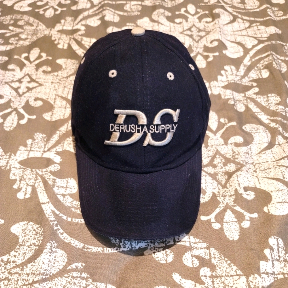 Mens Baseball Cap ⚾️ Gently Worn